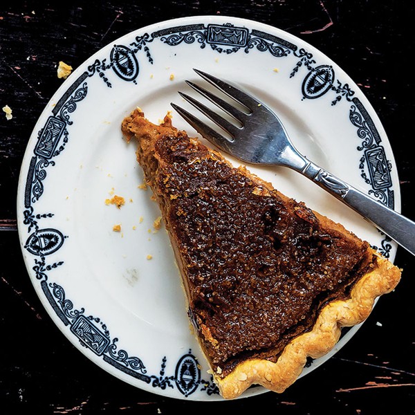 Maple pumpkin brûlée pie
