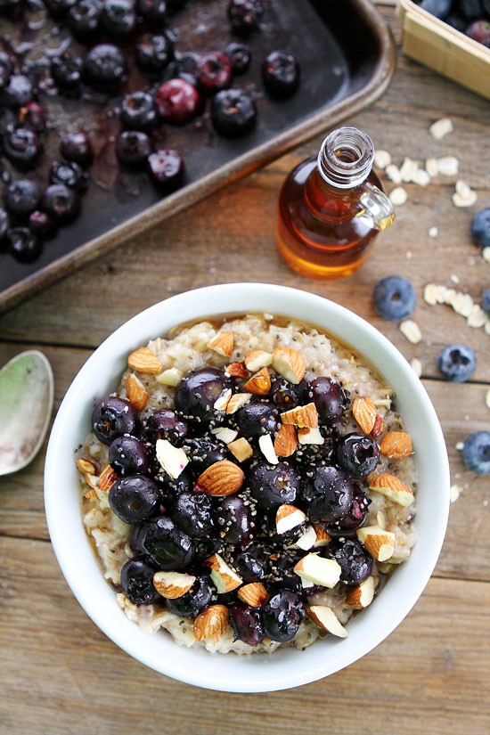 Maple roasted blueberry almond oatmeal