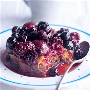 Maple syrup fruit sponge puddings