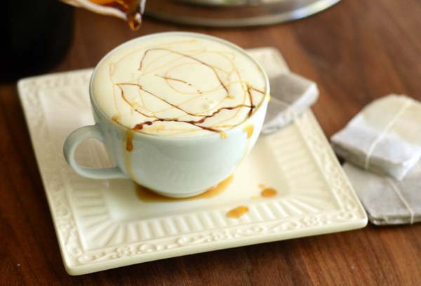 Maple tea latte