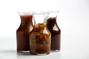 Maple-walnut sauce