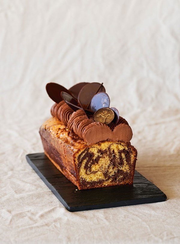 Marble cake with dark chocolate chantilly