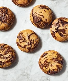 Marbled chocolate chip cookies