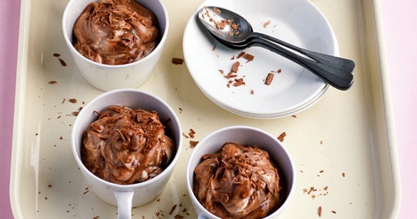 Marbled honeycomb and chocolate mousse pots