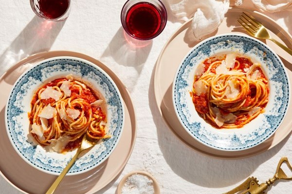 Marcella Hazan's tomato sauce with onion and butter