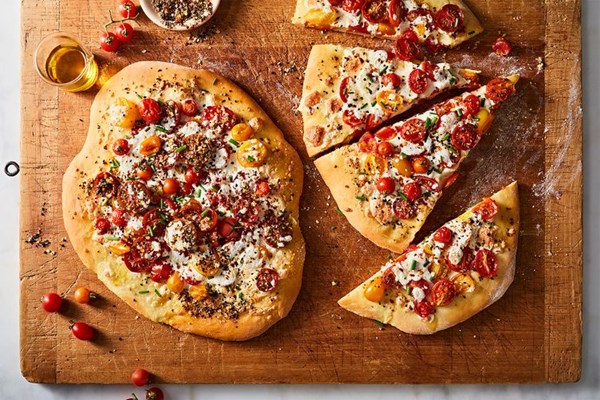 Margherita naan pizza 