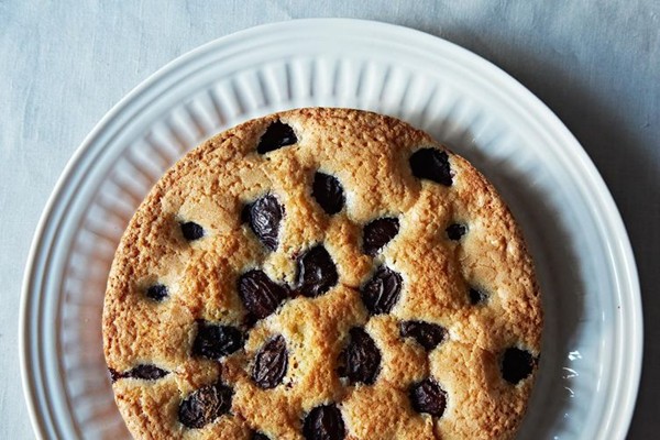 Marian Burros' famous plum torte