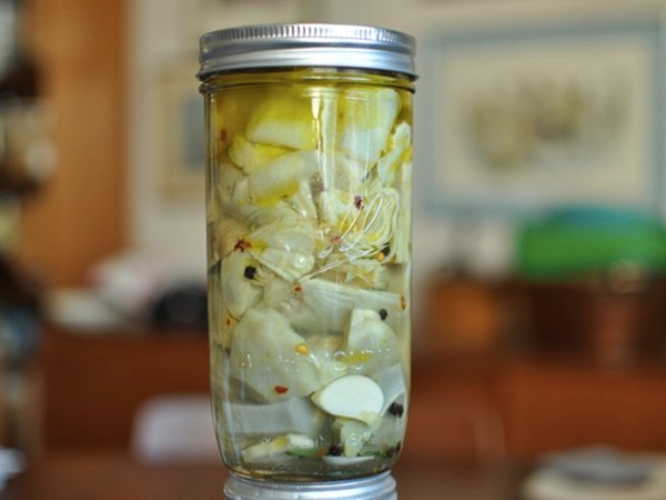 Marinated artichoke hearts