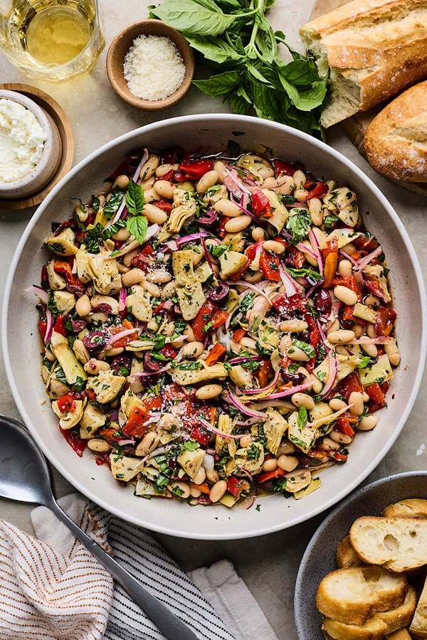 Marinated artichoke, roasted red pepper & white bean salad