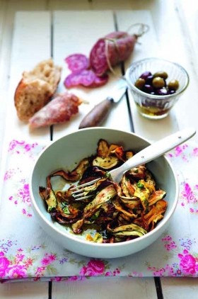 Marinated courgette ribbons