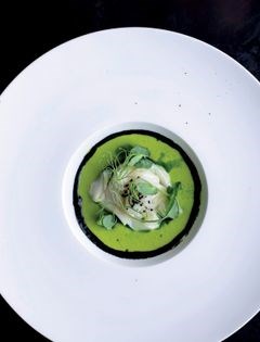 Marinated cuttlefish ‘tagliatelle’ with pea velouté (Tagliatelle di seppia e piselli)