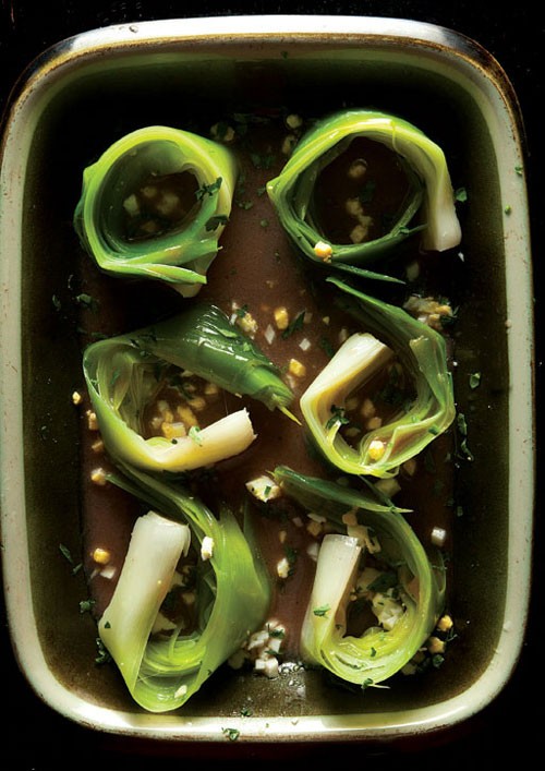 Marinated leeks with herbs (Poireaux vinaigrette)