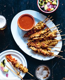Marinated pork skewers, peanut sauce & cucumber pickles (Moo satay) 