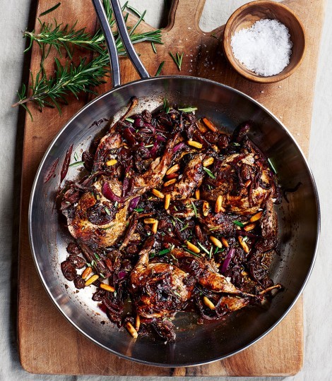 Marinated quail with raisins and pine nuts