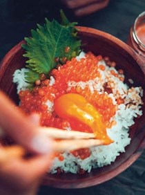 Marinated salmon roe (Ikura)