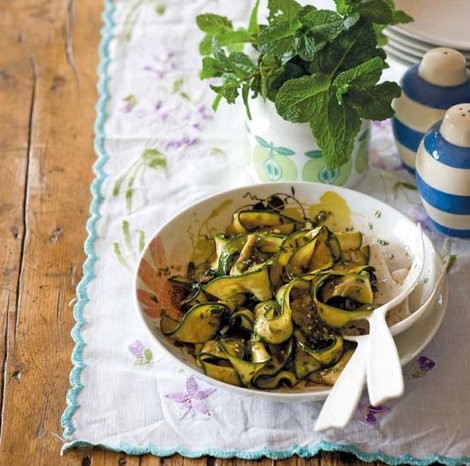 Marinated zucchini (Insalata di zucchine)