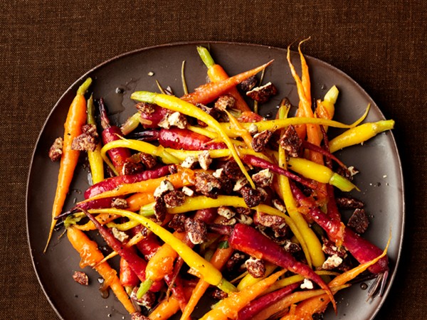 Marmalade-glazed carrots with candied pecans