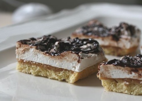 Marshmallow caramel bars