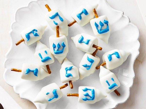 Marshmallow dreidels