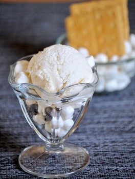 Marshmallow ice cream