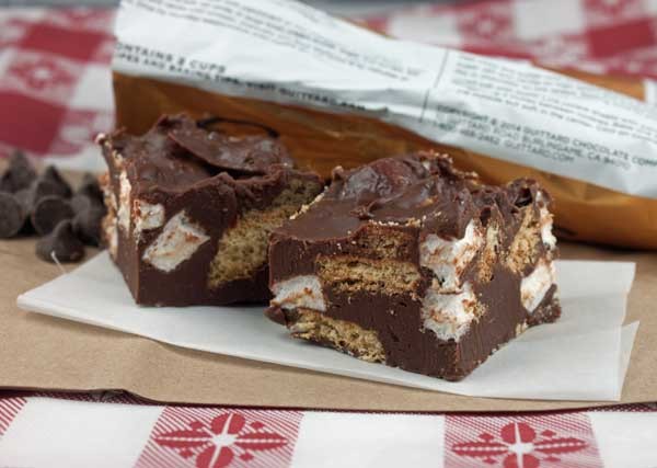Marshmallow swirl s'mores fudge