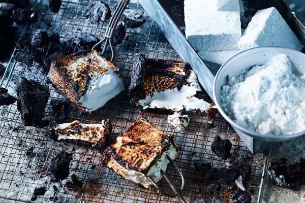 Marshmallows with orange & pepperberry sherbet