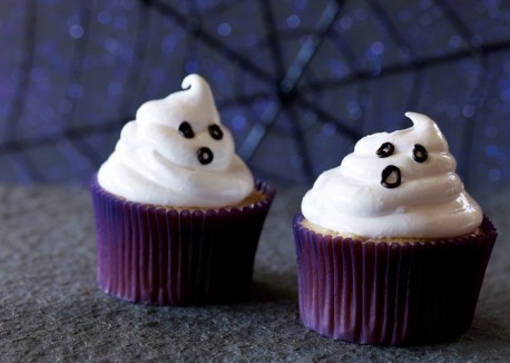 Marshmallowy ghost cupcakes