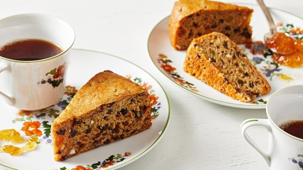 Mary Berry's orange tea bread