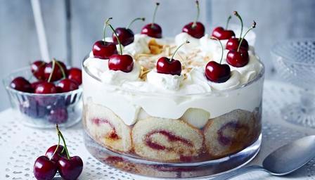 Mary's tipsy trifle