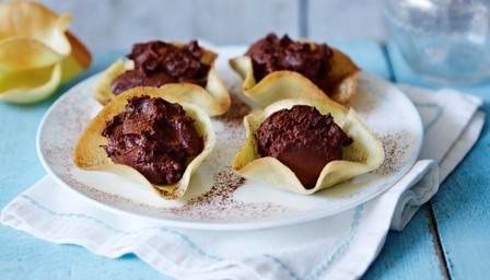 Mary's tuiles with chocolate mousse