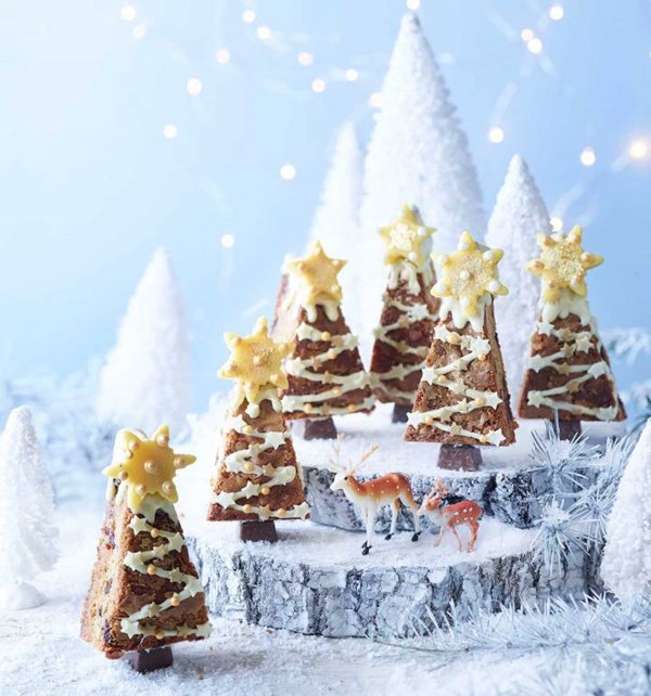 Marzipan star toppers