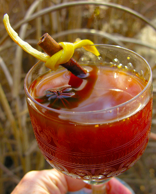 Masala chai toddy
