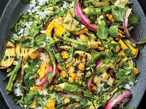 Masala grilled vegetables with spicy mint chutney