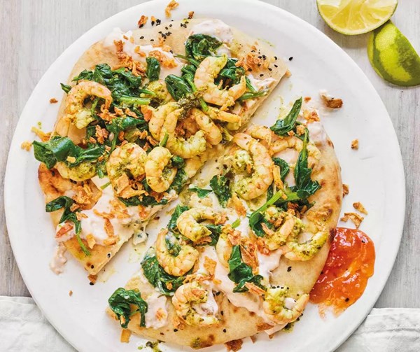 Masala prawn naan