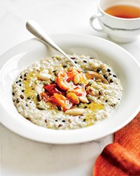 Mashed banana & whole-grain porridge