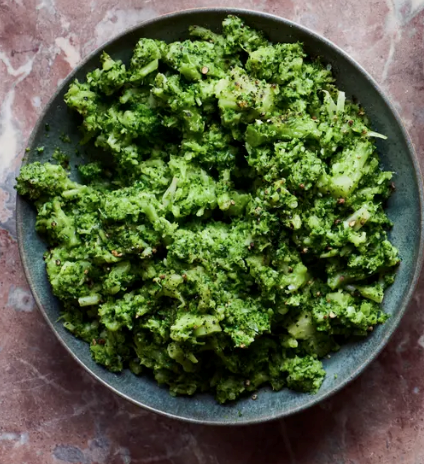 Mashed broccoli with spiced baobob butter