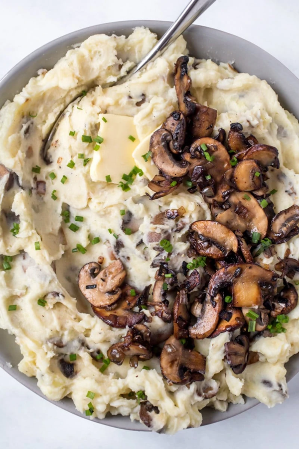 Mashed potatoes with crimini mushrooms