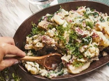 Mashed potatoes with kale