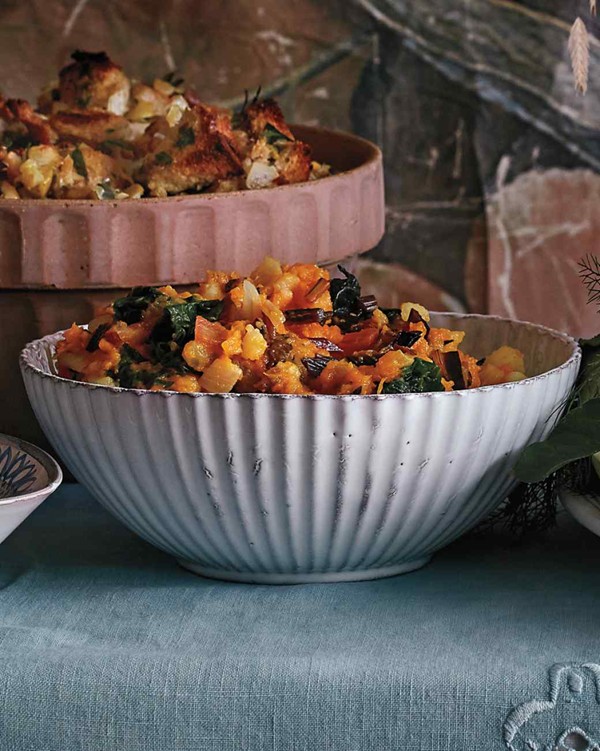 Mashed potatoes with pumpkin and greens