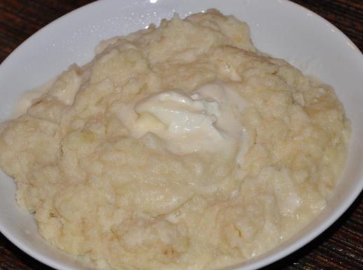Mashed potatoes with ricotta and roasted aromatics