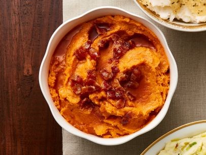 Mashed sweet potatoes with bacon
