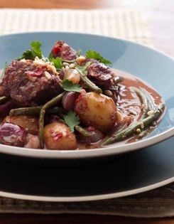 Massaman beef & potato curry