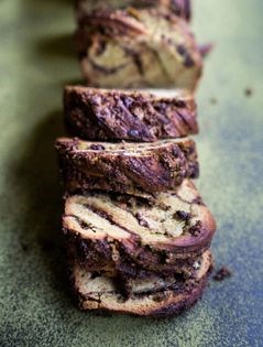 Matcha babka