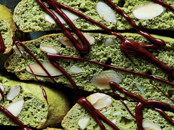 Matcha biscotti with bittersweet drizzle