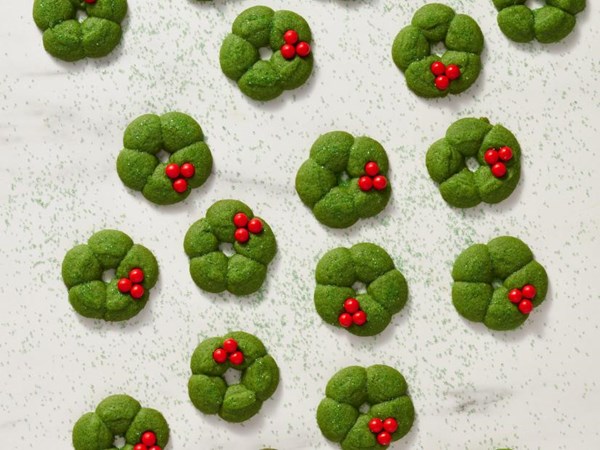 Matcha spritz wreaths 
