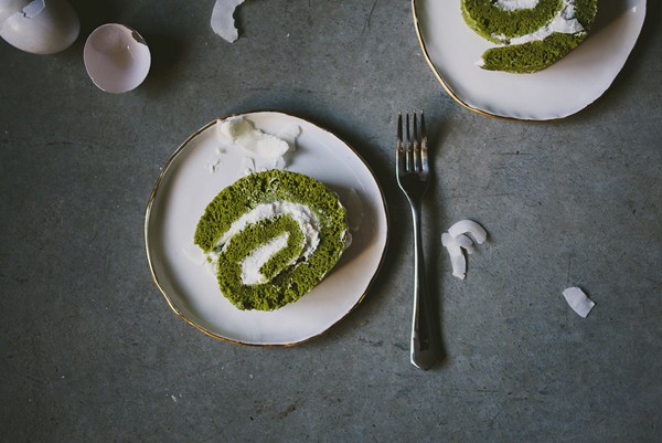 Matcha Swiss roll