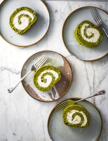 Matcha white chocolate roulade
