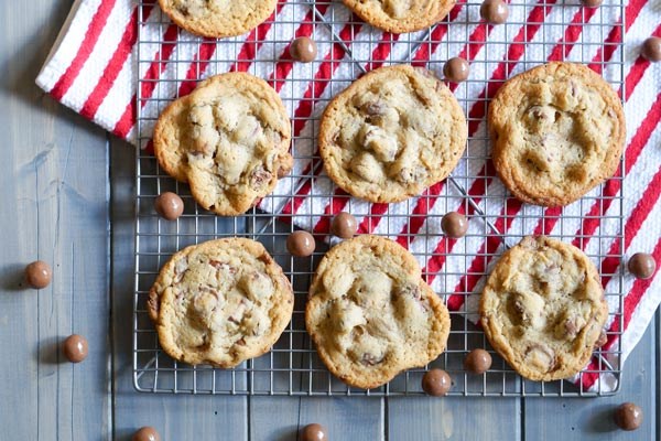 Matled milk ball cookies
