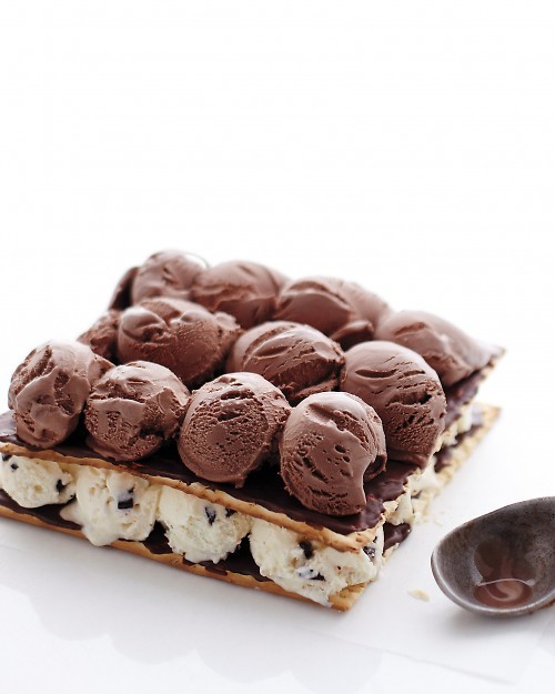 Matzo chocolate-mint ice cream cake
