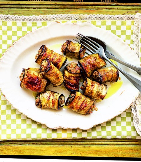 Meat and aubergine roulade (Involtini di carne e melanzane)